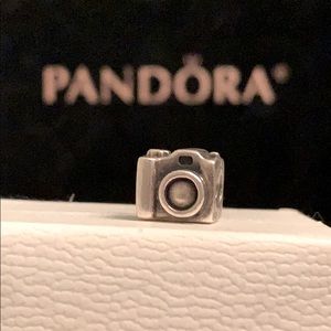 PANDORA📷Camera Charm📷 for the perpetual tourist!